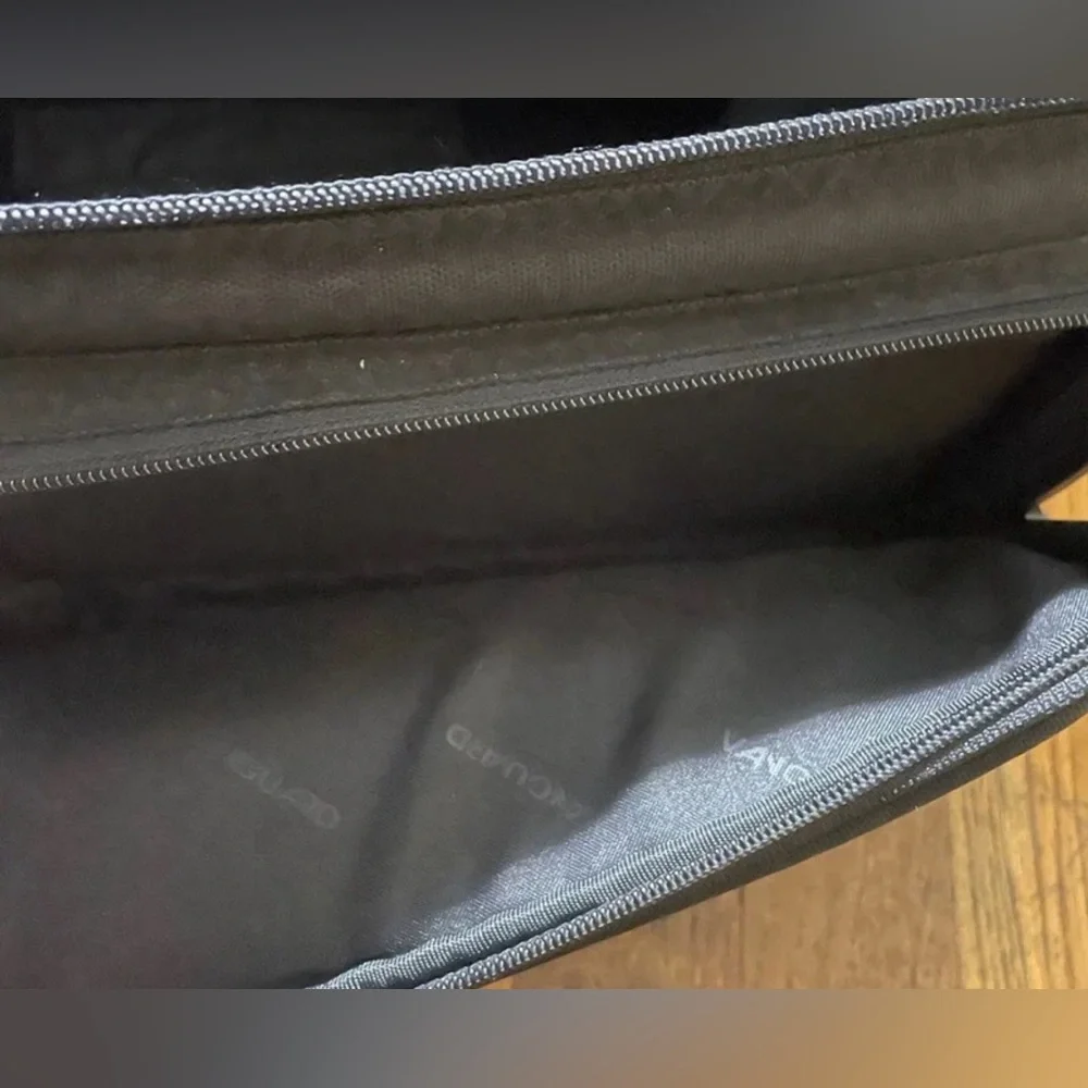 Vanguard Video Vintage Camera Bag Black Grey Casual Vacation Festival